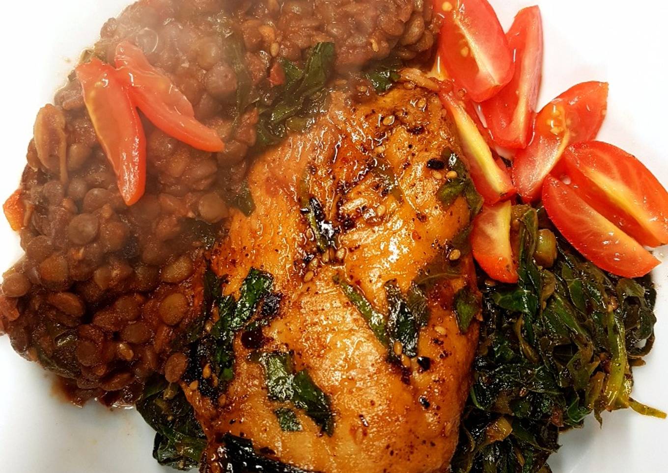 Lentils with chicken siding