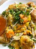 Crispy Mussel Pancake (Hoy Tod)