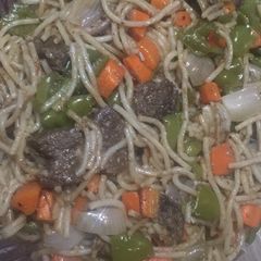 A picture of Beef noodles.