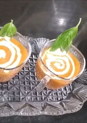 टमाटर बेजिल सूप (Tamatar Basil soup recipe in Hindi) रेसिपी मुख्य फोटो