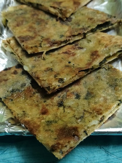 आलू मेथी का पराठा (aloo methi ka paratha recipe in Hindi) रेसिपी मुख्य फोटो