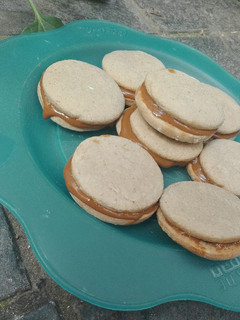 Una foto de Alfajores tipo Havanna ♥