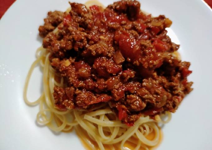 Beef and sausage bolognese ragout
