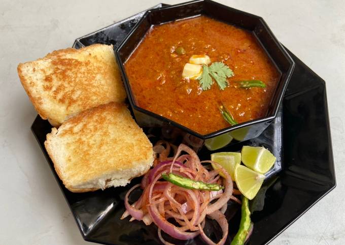 Delicious pao bhaji