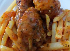 Foto principal de Pollo alexis Urrutia en bolsa al horno con patatas fritas