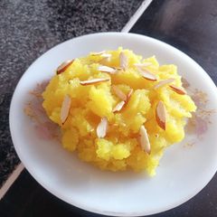 A picture of Suji ka halwa.