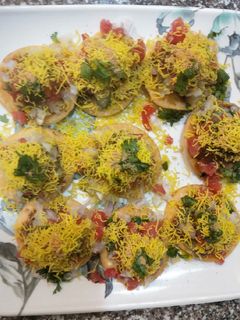 સેવ પૂરી (Sev Poori Recipe In Gujarati) રેસીપી મુખ્ય ફોટો