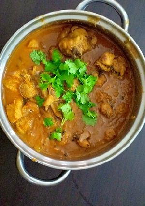 A picture of Chicken and Meal maker maker Curry.