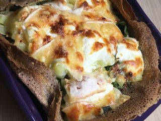 Galette de sarrasin gratinée à la tête de moine