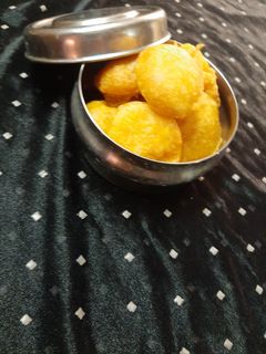आलू के पकौड़े (Aloo ke pakode recipe in Hindi) रेसिपी मुख्य फोटो
