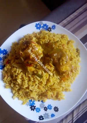A picture of Cat fish rice.