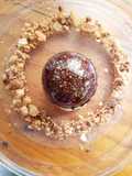 Esfera de chocolate rellena