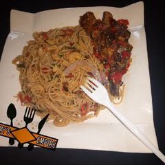 Stir-fry Spaghetti & macaroni A picture of Stir-fry Spaghetti & macaroni.