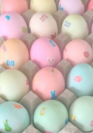 A picture of Easter 🐣 eggs.