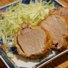 A picture of Low-Calorie Tonkatsu (Japanese style pork cutlet in bread crumbs).