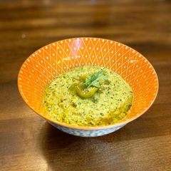 A picture of Tangy green tomato (tomatillo) chutney.