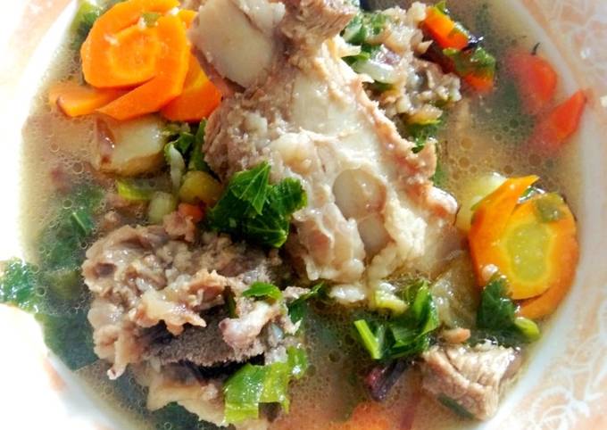 Resep Sop Tulang Sapi Oleh Nining Indah Pradani Cookpad