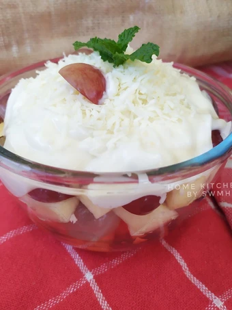 Cara Mudah Menyiapkan Resep Salad Buah Yogurt yang Uenak Anti Ribet, Mantap Sekali