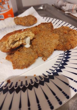 Una foto de Croquetas de pan rallado (sobras de milanesa)