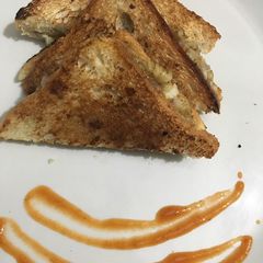 A picture of Potato cheese sandwich.