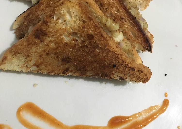 Potato cheese sandwich