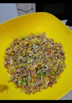 A picture of Beef samosa fillings.
