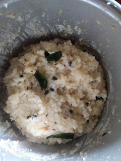 வெண் பொங்கல்(ven pongal recipe in tamil) செய்முறை முக்கிய புகைப்படம்