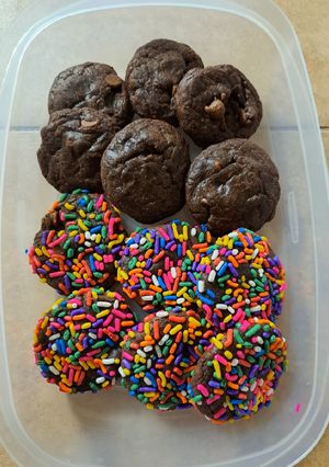 A picture of Brownie Mix Cookies.