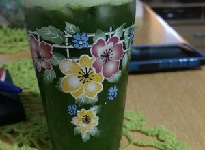 Foto de Suco verde com aipo detox