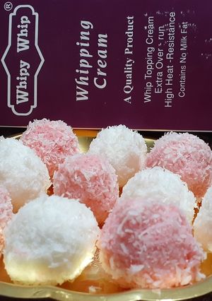A picture of Creamy Coconut Ladoo.
