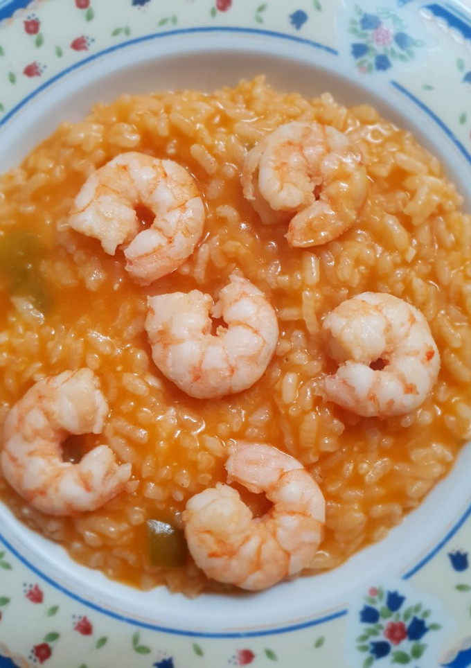 Una foto de Arroz caldoso con langostinos