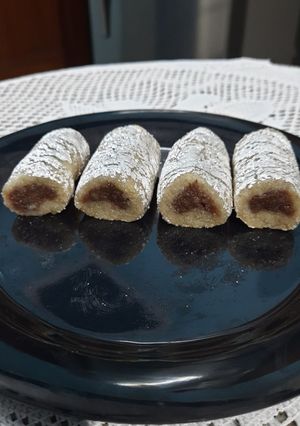 A picture of Chocolaty Rice Rolls.