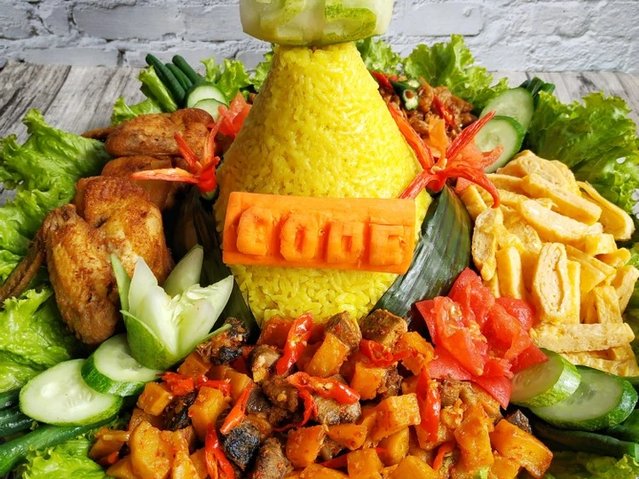 Langkah Mudah untuk Menyiapkan Resep Tumpeng Nasi Kuning yang Bisa Manjain Lidah Anti Ribet, Lezat Sekali