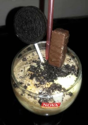 A picture of 🍘🍘❤Oreo coffee milk shake ❤🍘🍘 #KokabandCookpad #RamadanKiTiyari  #CookpadApp.