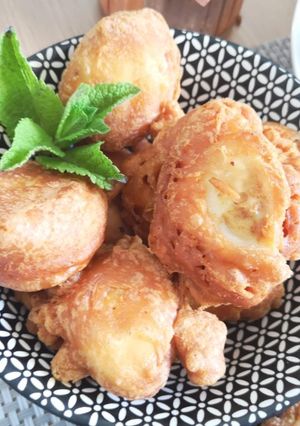 A picture of Aloo balls pakoray.