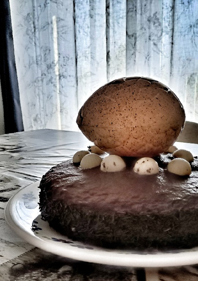 Una foto de Mona de Pascua con chocolate
