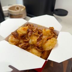 A picture of Honey Walnut Shrimp.