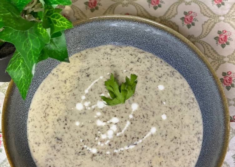 شوربه كريمه الفطر 🍄😻