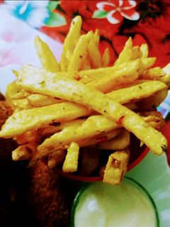 ফ্রেঞ্চ ফ্রাই (French fry recipe in bengali) রেসিপির প্রধান ছবি