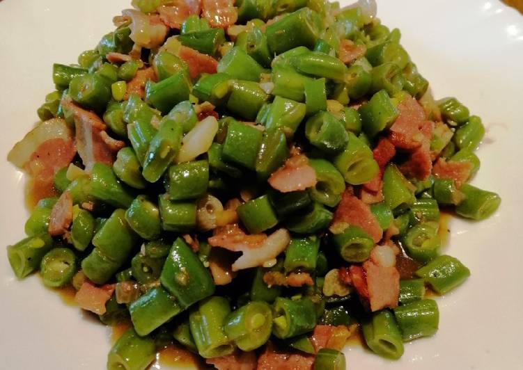 Simple Way to Prepare Delicious French Beans in Bacon