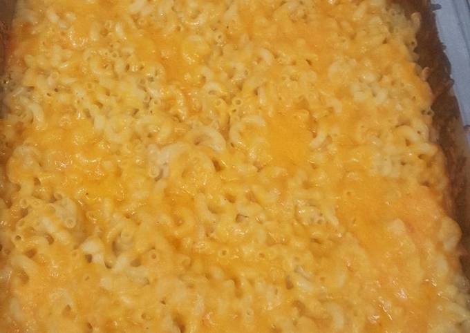 Party size mac and cheese