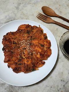 Foto resep Kimchi Jeon (Pancake Kimchi)