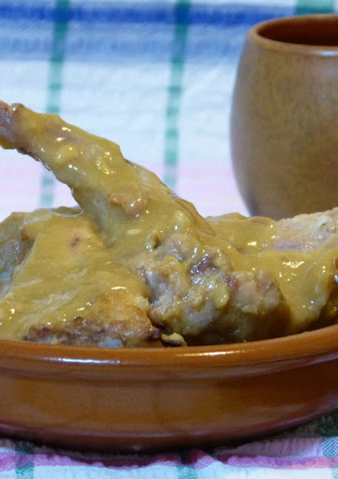 Una foto de Conejo al ajillo (con y sin thermomix)
