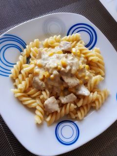 Tejszínes-kukoricás csirke🍽🌽 recept fotója