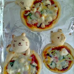 A picture of Crab meat spicy pizza.