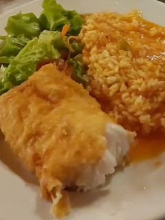 Foto de Medalhões de Pescada com Arroz de Tomate