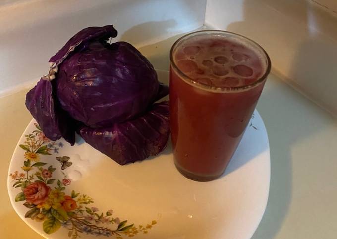 عصير الفاكهة والخضار ‏الملفوف الأحمر بالصور من اكلات من البيت 🌺. 🌼 -  كوكباد