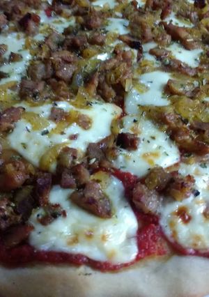 Una foto de Pizza al estilo alemán