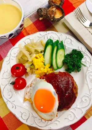 A picture of Delicious Beef & Pork Hamburger Steak with Shiitake Powder.