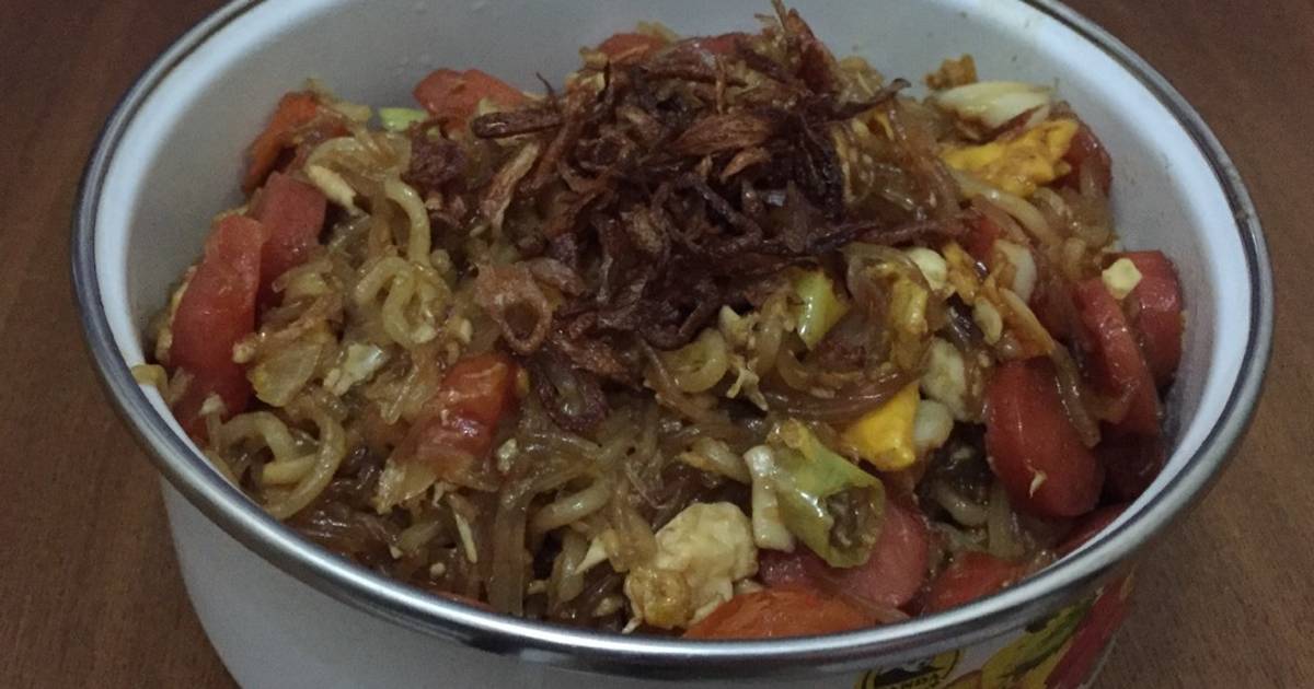  Resep  Mie Goreng Pedas oleh nike  Cookpad